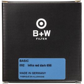 B+W Filtre Infrarouge Dark Red 695 Basic 62mm