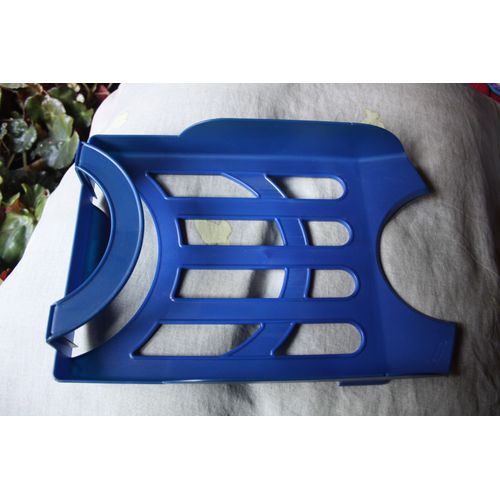 Corbeille À Courrier Ajourée Bleue