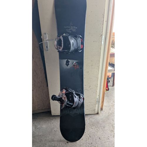 Lot Planche De Snow Et Boots