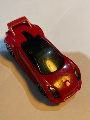 Hot wheels gt futuriste rouge 