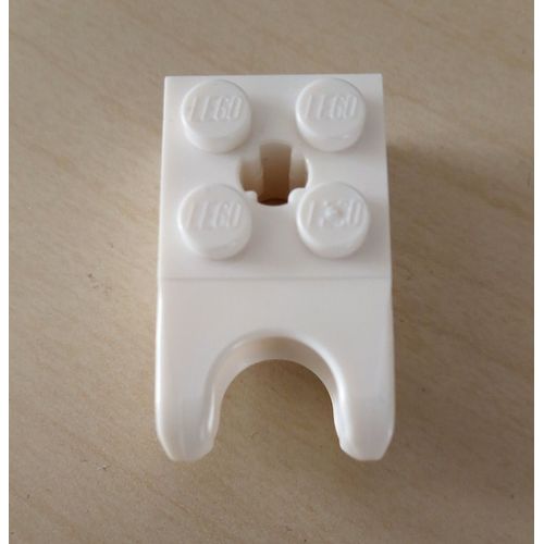 Pièce LEGO Technic 2x2 avec réceptacle à bille