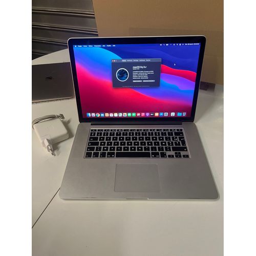 Apple MacBook Pro mi-2014 - 15" Intel Core i7 - Ram 16 Go - DD 250 Go - Gris Aluminium