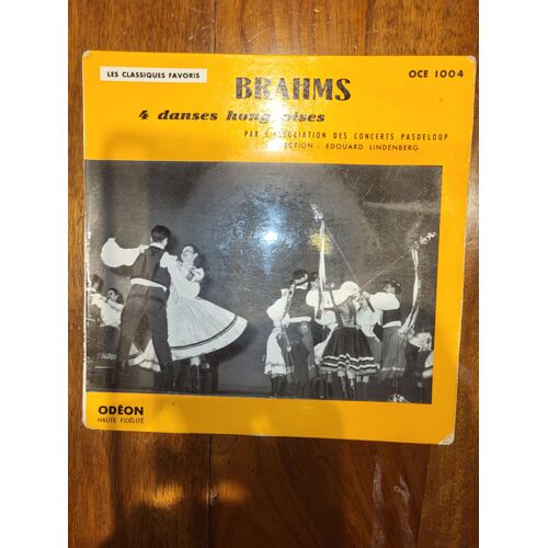 45 Tour Brams 4 Danses Hongroises