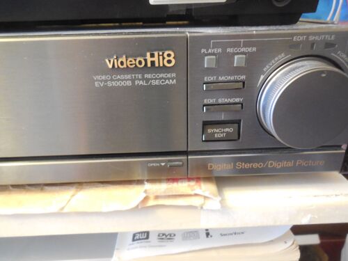 SONY- magnetoscope lecteur enregistreur video Hi8