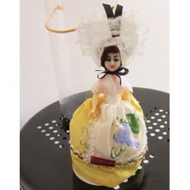 Poupée Régionale Folklorique