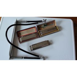Lot De 3 Harmonicas Hohner + Un Porte-Harmonica.