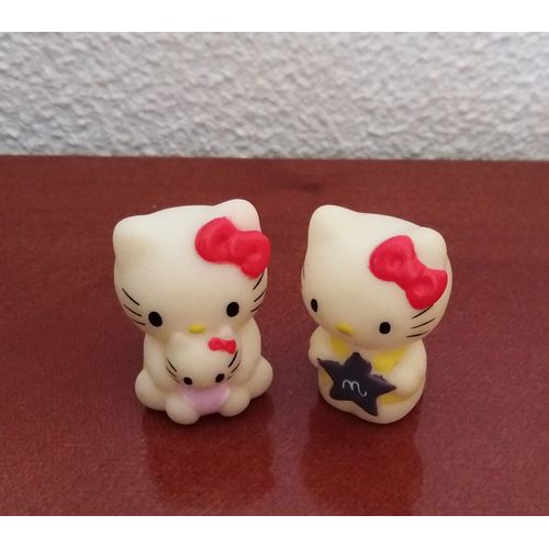 Lot 2 Figurines Hello Kitty Environ 3 Cm