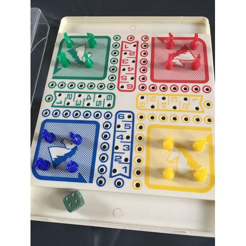 Vintage 1980 : Ancien Jeu Miniature De Petits Chevaux