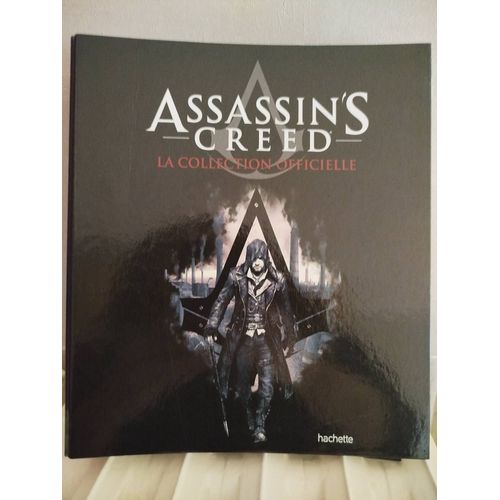 Figurines Assassin's Creed+ 2 Classeurs+ Socle