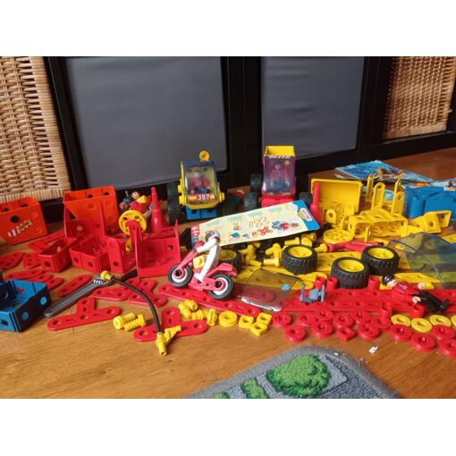 Meccano Ancien Lot de 4 Pièces Métal