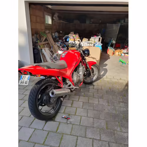 Vend yamaha 600 xj n modèle collection de 1991 pas beaucoup de km 45000km