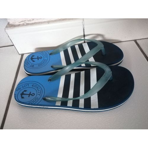 Tong Enfant Taille 35 En Très Bon État