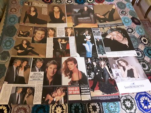 Cindy Crawford : Lot De Coupures De Presse