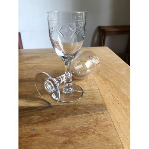 Lot De 10 Verres Anciens En Cristal