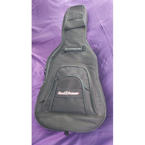 Housse Pour Guitare Road Runner Noire 1.5 Mètre Sur 45 Cm 1.520 Kg