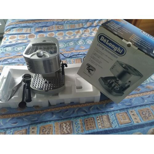 Machine à café combinée DeLonghi - EC330S