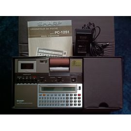 Ordinateur de poche SHARP PC-1251 avec station SHARP CE-125 (imprimante thermique et lecteur enregistreur de micro-cassette) - 1982