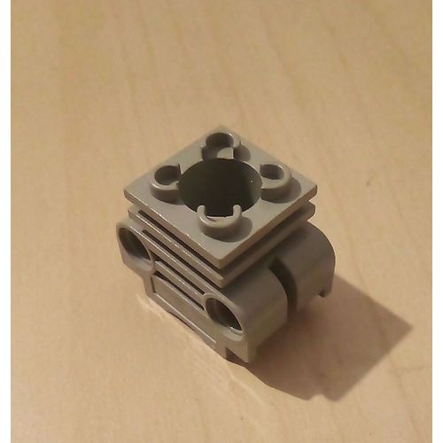 Pièce LEGO Technic 4234251/ 2850 PLASTIC MOTOR, CYLINDER