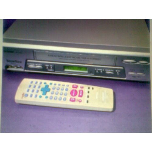 SHARP VC GH 61 FPM - 6 tetes hifi stereo - magnetoscope secam , ntsc , et S - vhs -affichage  lcd - AVEC TELECOMMANDE D ORIGINE - reviser et tester , RECONDITIONNEMENT COMPLET , 100 % OK EN FONCTION