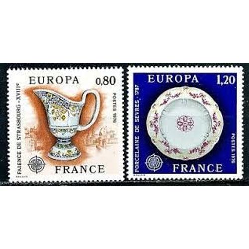 Europa : Faîence De Strasbourg Et Porcelaine De Sèvres La Paire Année 1976 N° 1877 1878 Yvert Et Tellier Luxe