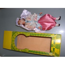 Poupée Ancienne Folklorique En Celluloïd "Femme Algérienne"