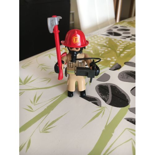 Playmobil 70732 : Série 21 : Le Pompier