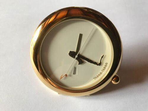 Pendulette de bureau en plaqué or