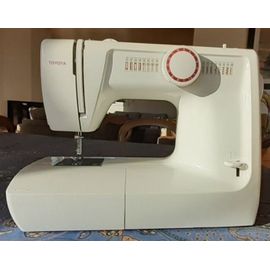 MACHINE À COUDRE DE VOYAGE OU DOMICILE BRAS LIBRE FAMILIALE TOYOTA A PEDALE PRATIC 21 POINTS ELECTRIC AUTOMATIC COUTURE COUTURIER DEBUTANT / CONFIRMÉ ECO CONFECTION TRAVAUX DÉCORATION MODE VETEMENT