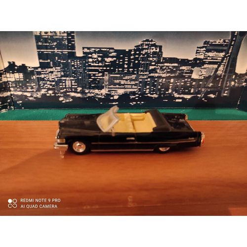 Cadillac Coupé De Ville 1976 1/43-New Ray