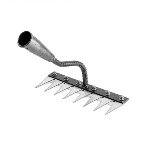 Outil De DéSherbage Et DéChaumage pour Jardinage - AQSACOKIYA - RâTeau en MéTal Durable pour Terre Et Pelouse (8 Dents)