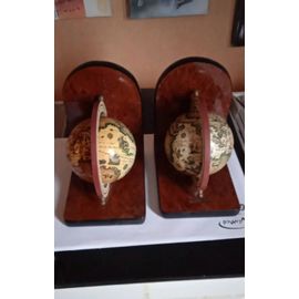 Lot de 2 Serre-livres mappemonde / globes terrestres à l'ancienne ( taille approx. 17cm par 15 ) ** Sibérie nommée Tartaria, et jointe à l'Amérique du Nord