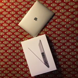 Apple MacBook Pro Retina Touch Bar 2019 - 13.3" Intel Core i5 - 1.4 Ghz - Ram 8 Go - DD 500 Go