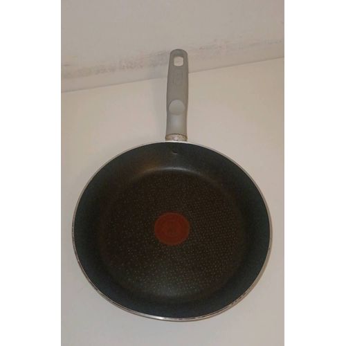 Poêle Tefal État Correct