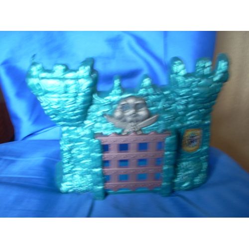 Château En Plastique