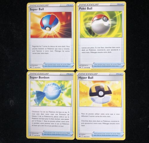 Zenith Suprême - Super Ball (132) + Poké Ball (137) + Super Bonbon (141) + Hyper Ball (146/159)