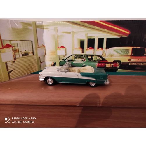 Oldsmobile Super 88 Ech1/43 Newray-New Ray