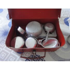ANCIENNE PETITE DINETTE et sa boite EUR 6,99 - FR