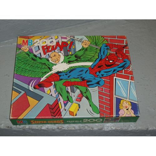 Ancien Puzzle Spiderman Super Heros