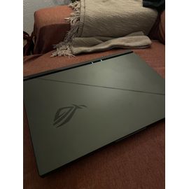 Asus ROG Strix G18 G814JIR-N6001W - 18" Intel Core i9 - Ram 32 Go - DD 1 To