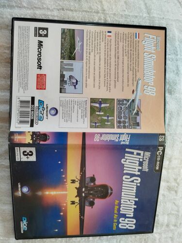 Jeu Pc Cd Microsoft : Flight Simulator 98 , As Real As It Gets, Ubisoft, Dice Multimedia, En Version Néerlandais Et Français .