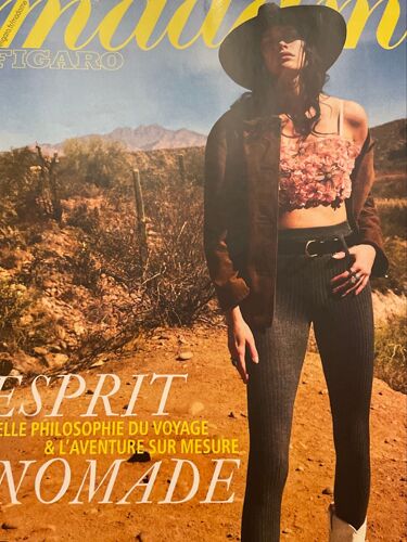 Madame Figaro Des 4 Et 5 Avril 2025. L’Esprit Nomade. La Nouvelle Philosophie Du Voyage & L’Aventure Sur Mesure. Week-Ends. Ces Hôtels De Campagne Comme Des Maisons Individuelles.