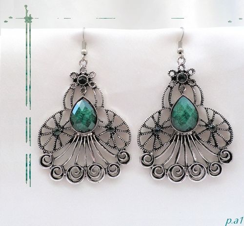 Boucles D'oreille Style Tibétain Gyalwa Perle Strass Vert Argent Du Tibet