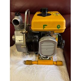 Motopompe Robin EY 08 avec accessoires moteur essence 4 temps puissance 2.0 Cv à 4200TPM