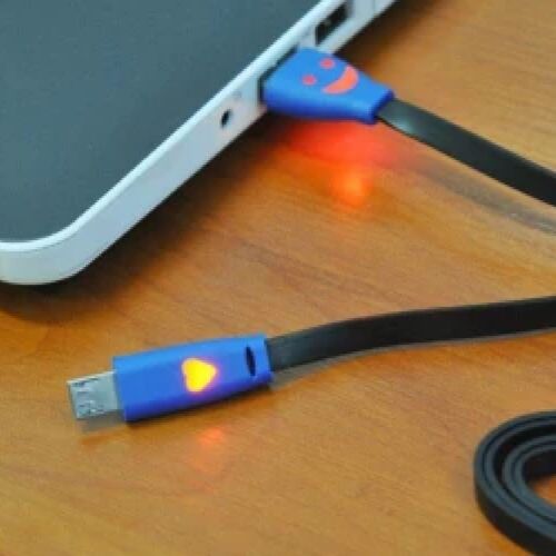 CÂBLE USB / MICRO USB COMPATIBLE ANDROID 1 m avec coeur lumineux