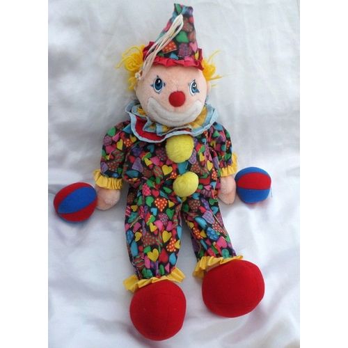 Peluche Doudou Clown Motif Coeurs Pompons Jaunes Collerette Rouge Jaune Balles Bleu Et Rouge Heartwarmers