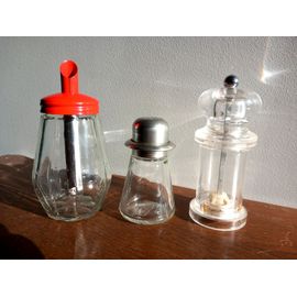 Lot : Salière, Poivrière, Sucrier