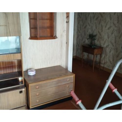 Commode.