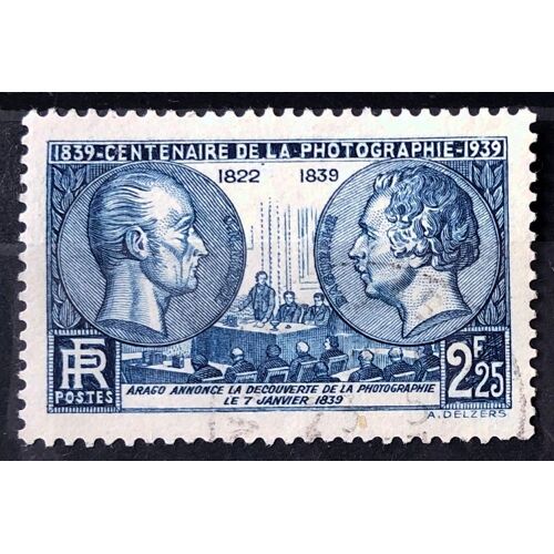 Photographie - Niepce Et Daguerre - Centenaire 2f25 Bleu (Superbe N° 427) Obl - Cote 7,00 - France Année 1939 - Brn83 - N31297