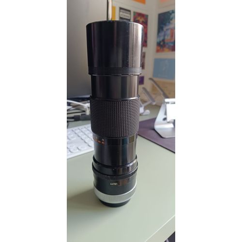 Objectif Canon Zoom FD 100-200mm F/5.6 avec Bouchons - Pour Canon AE-1, A-1, F-1