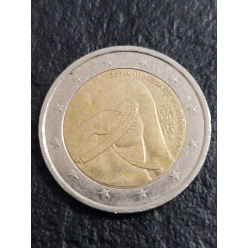 Piece De 2euros De L'Emblème De Lutte Contre Le Cancer Du Sein. 25 Ans De 1992 À 2017.